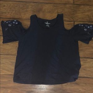 American Eagle cold shoulder top